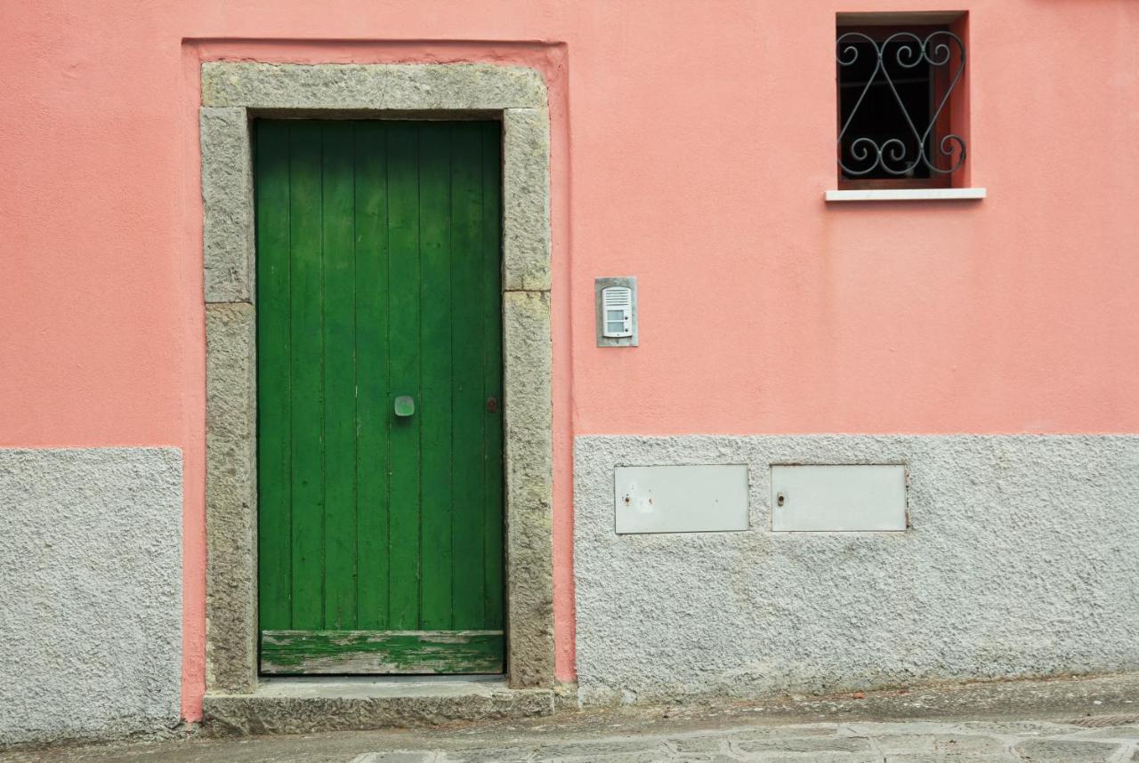 Nonna Maria Apartment โมเนเลีย ภายนอก รูปภาพ