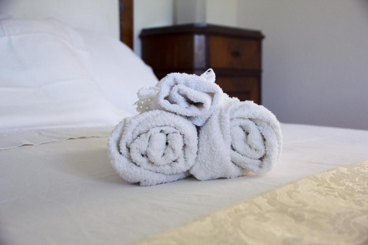 Nonna Maria Apartment โมเนเลีย ภายนอก รูปภาพ